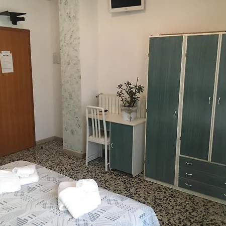 Lucerna Szálloda 2*