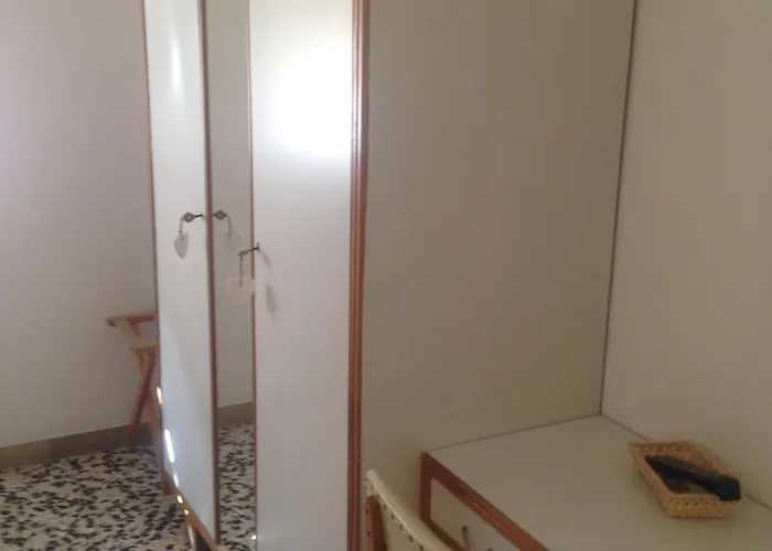 Lucerna Hotel 2*